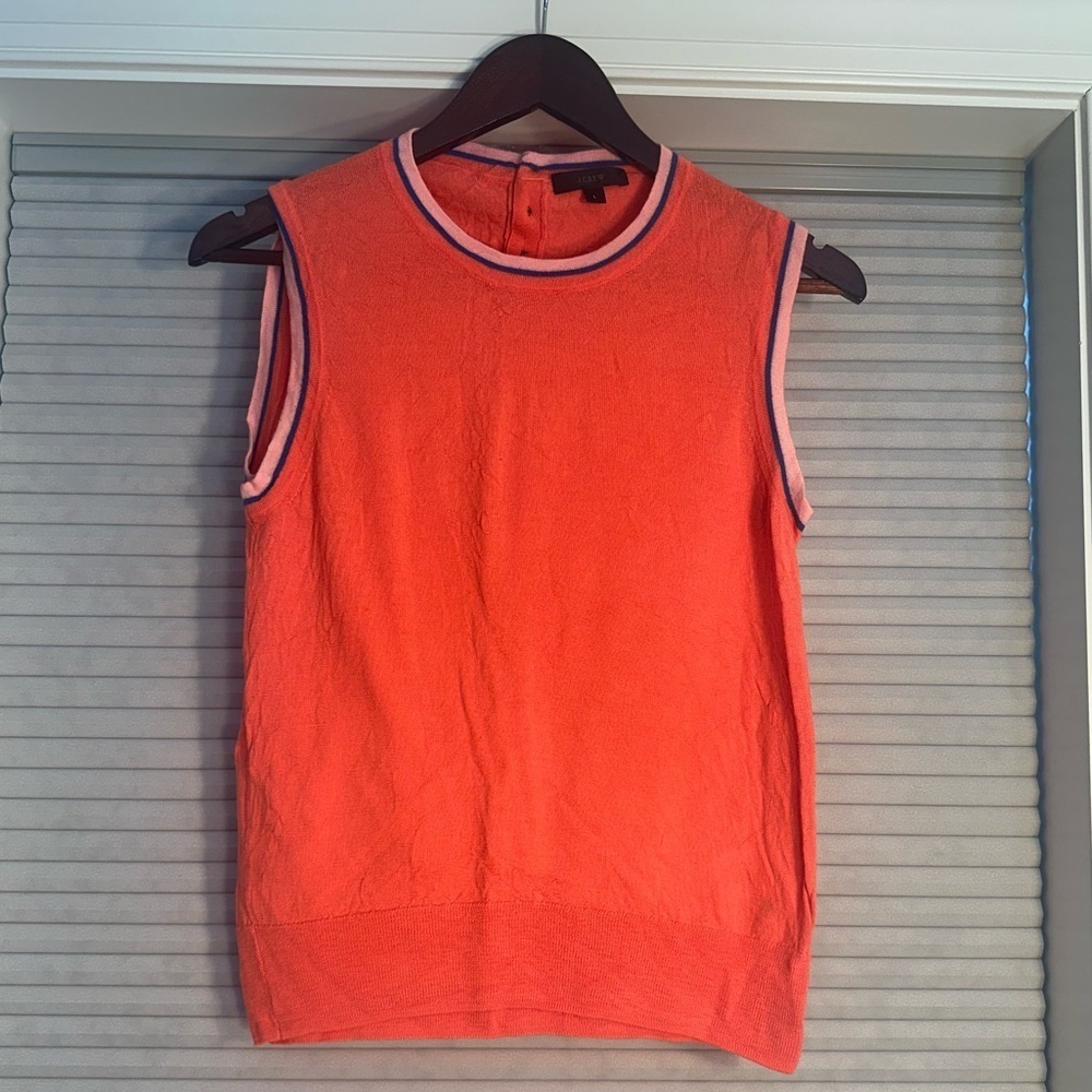 100% wool J. Crew orange sweater vest E-18